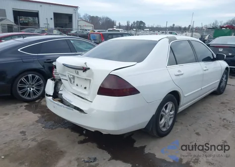 2007 Honda Accord 2.4 Se z USA, uszkodzony, nr VIN 1HGCM56317A053943